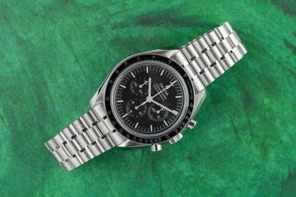 Omega Speedmaster 310.30.42.50.01.002 Moonwatch Crystal Sapphire UNWORN 2026